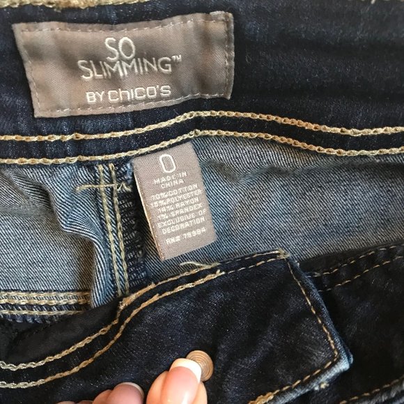 Chicos Jeans Pants Womens So Slimming Denim Size 0 Small - Picture 5 of 9